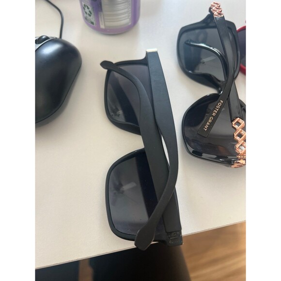 Sunglasses lot of 9 - Picture 7 of 10